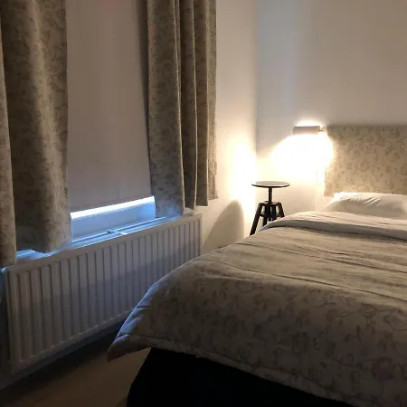 شقة Cozy Guesthouse *