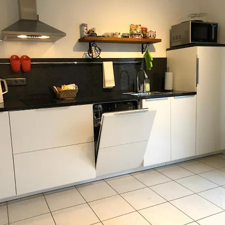 Cozy Guesthouse شقة