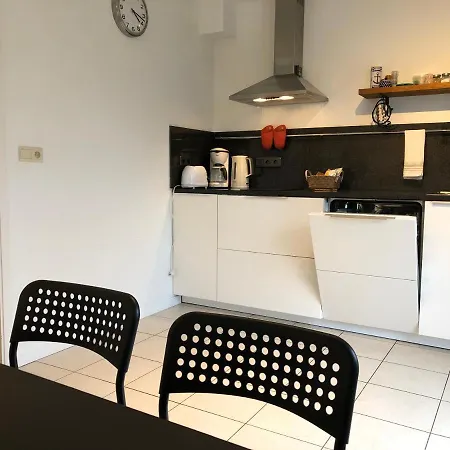 شقة Cozy Guesthouse